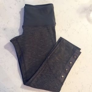 lululemon Snap Me Up crop
